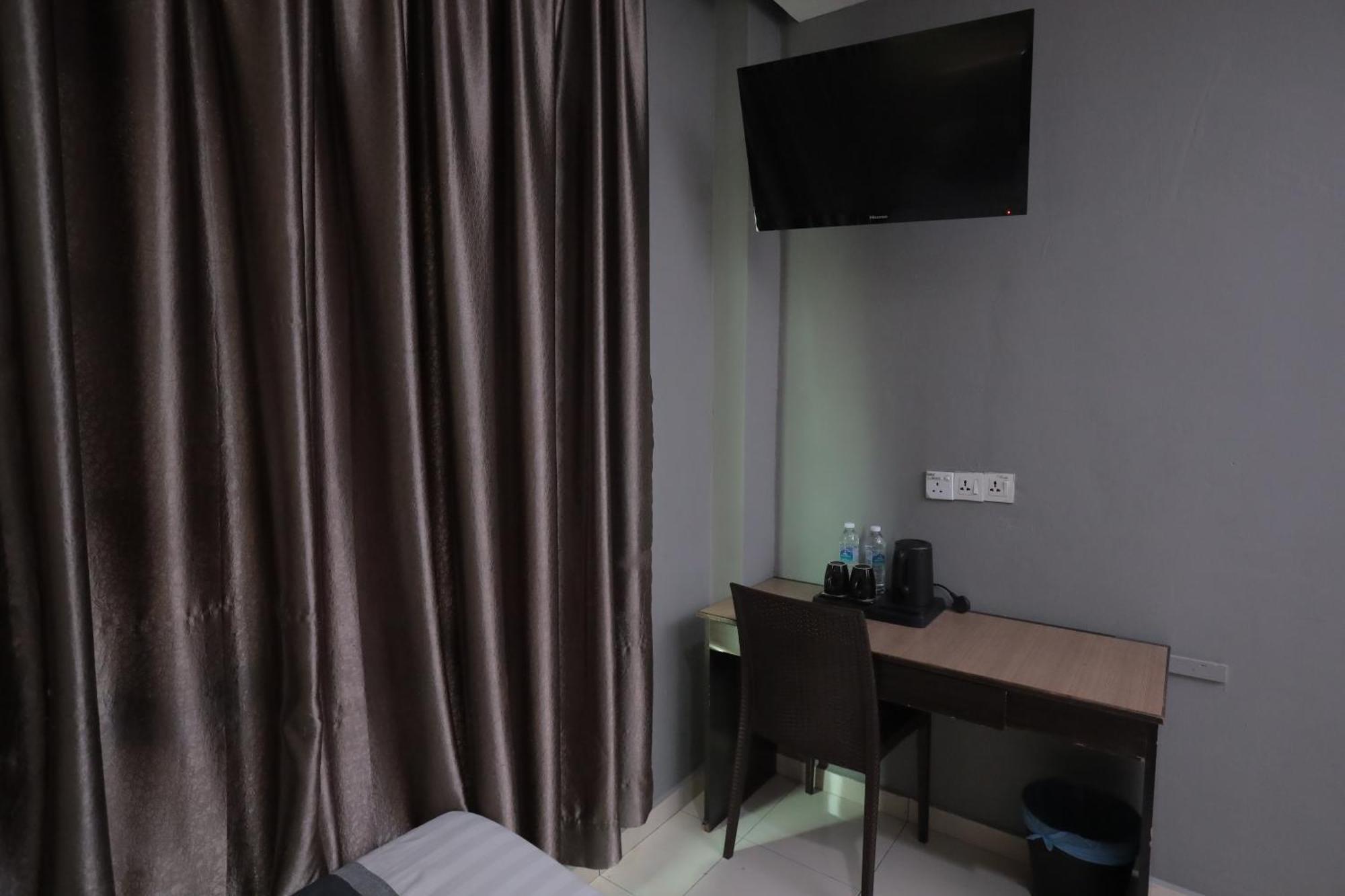 DJ Citi Point Hotel Kuala Terengganu Exterior foto
