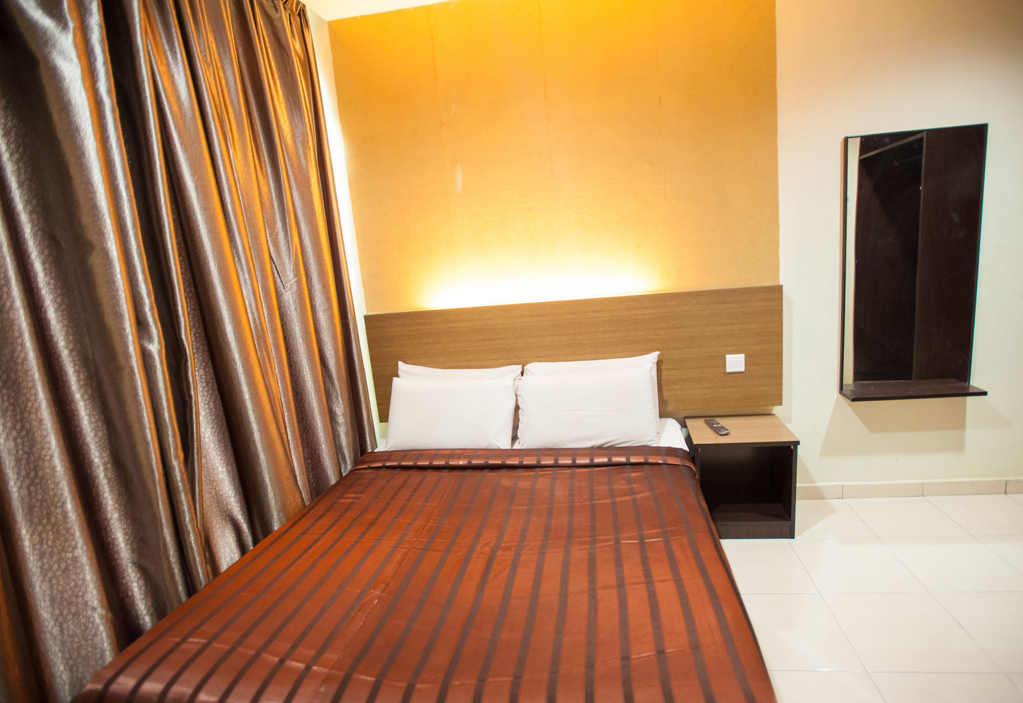 DJ Citi Point Hotel Kuala Terengganu Exterior foto